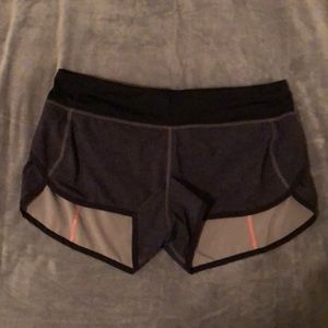 Lululemon Speed Up Short - 2.5”
